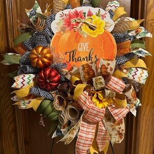 Festive Autumn Wreath with Pumpkin and Sunflower Accents